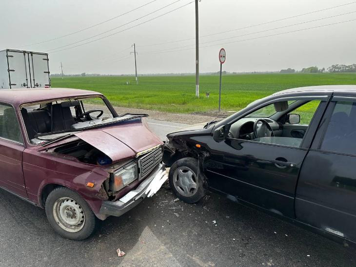 На автодороге «Усть-Лабинск – Лабинск – Упорная» произошло ДТП, в котором один человек получили травмы